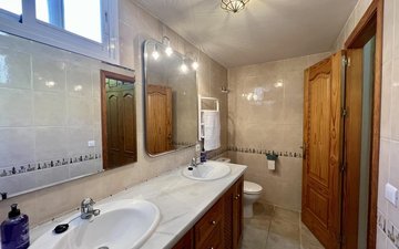 Property slide 14