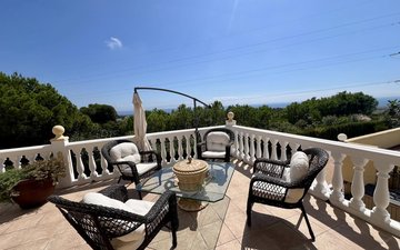Property slide 38