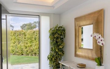 Property slide 10