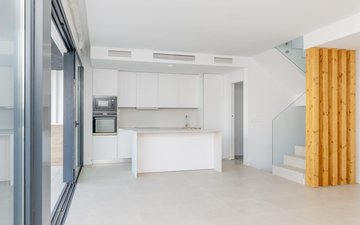 Property slide 18