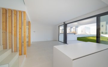 Property slide 23