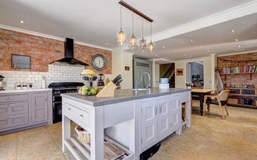 Property slide 10
