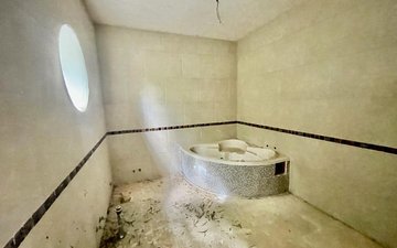 Property slide 33