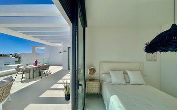 Property slide 14