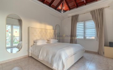 Property slide 49