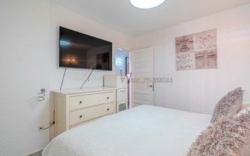 Property slide 14