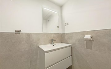 Property slide 27