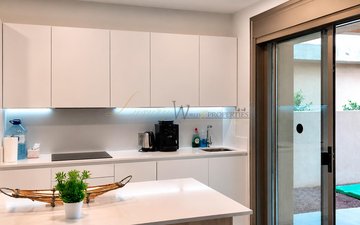 Property slide 22