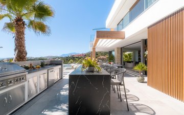 Property slide 48