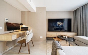 Property slide 19