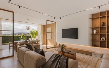 Property slide 22