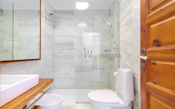 Property slide 21