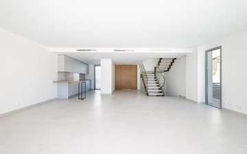 Property slide 4