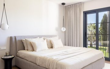 Property slide 10
