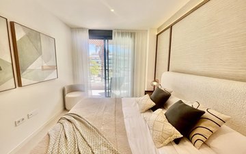 Property slide 10