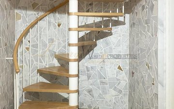 Property slide 10