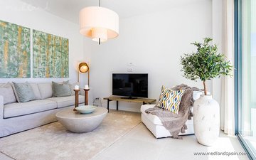 Slajd nieruchomości 8