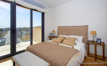 Property slide 10