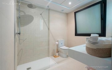 Eigenschaftsfolie 11