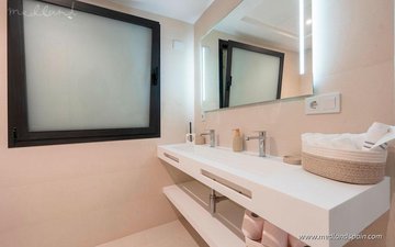 Eigenschaftsfolie 13