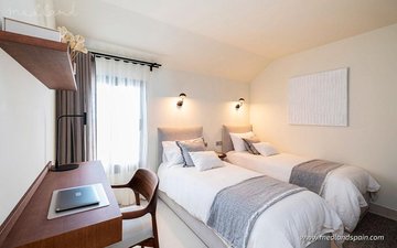 Property slide 14