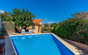 Property slide 38