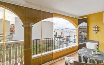 Property slide 21
