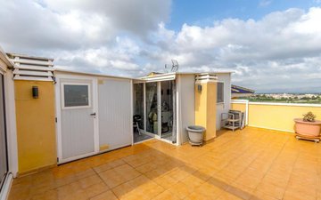 Property slide 25