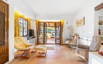 Property slide 10