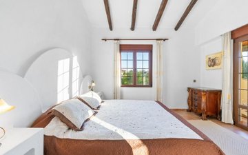 Property slide 18