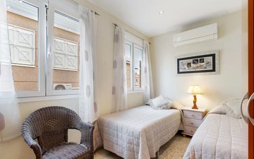 Property slide 16