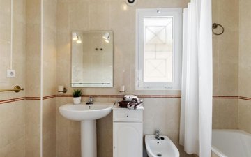 Property slide 18