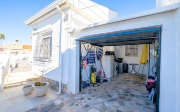 Property slide 22