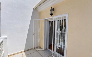 Property slide 25