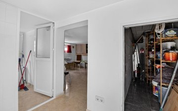 Property slide 36