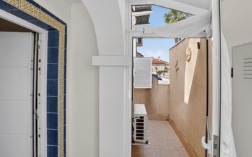 Property slide 31
