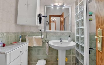 Property slide 19