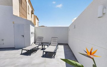 Property slide 22