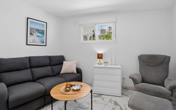 Property slide 19