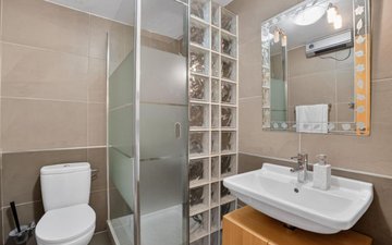 Property slide 16
