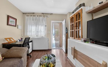 Property slide 8