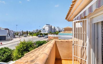 Property slide 21