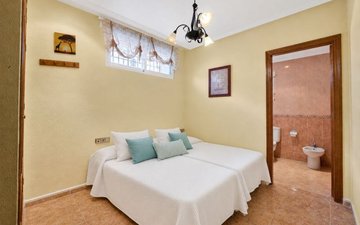 Property slide 24