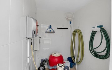 Property slide 19