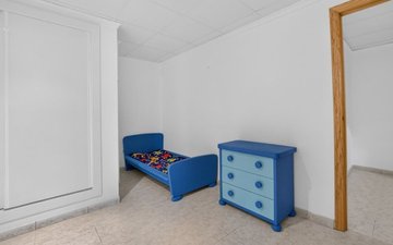Property slide 17