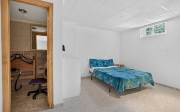 Property slide 18