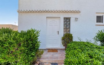 Property slide 40