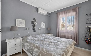 Property slide 14