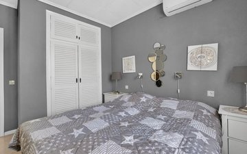 Property slide 15
