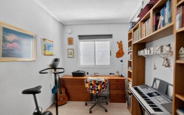 Property slide 25